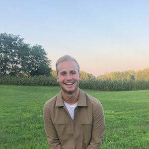 Meet your Posher, Evan